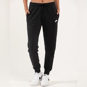 Nike Sportswear Club Women’s Fleece Sweatpants